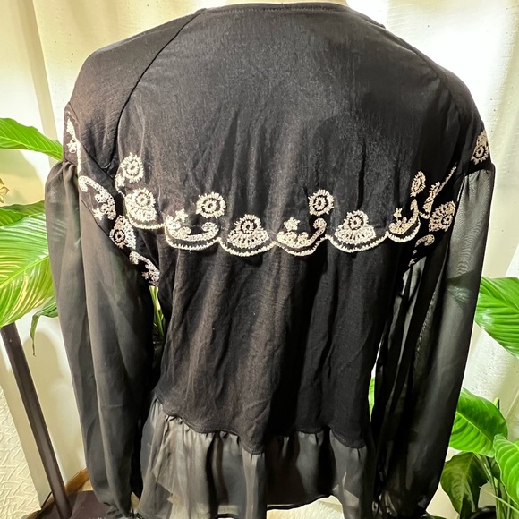 - Embroidered Mesh Peplum Top - Picture 12 of 12